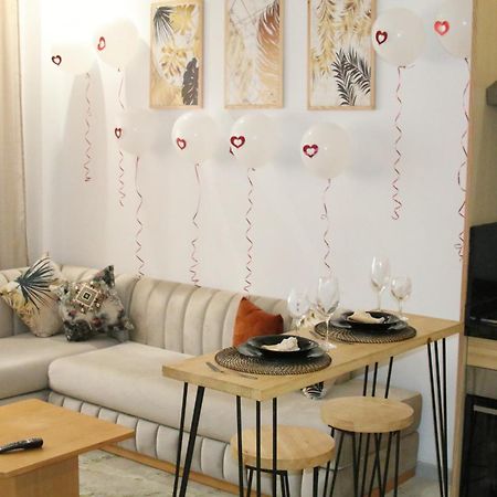 Elegance En 40 Metres Nouaceur Apartment Luaran gambar