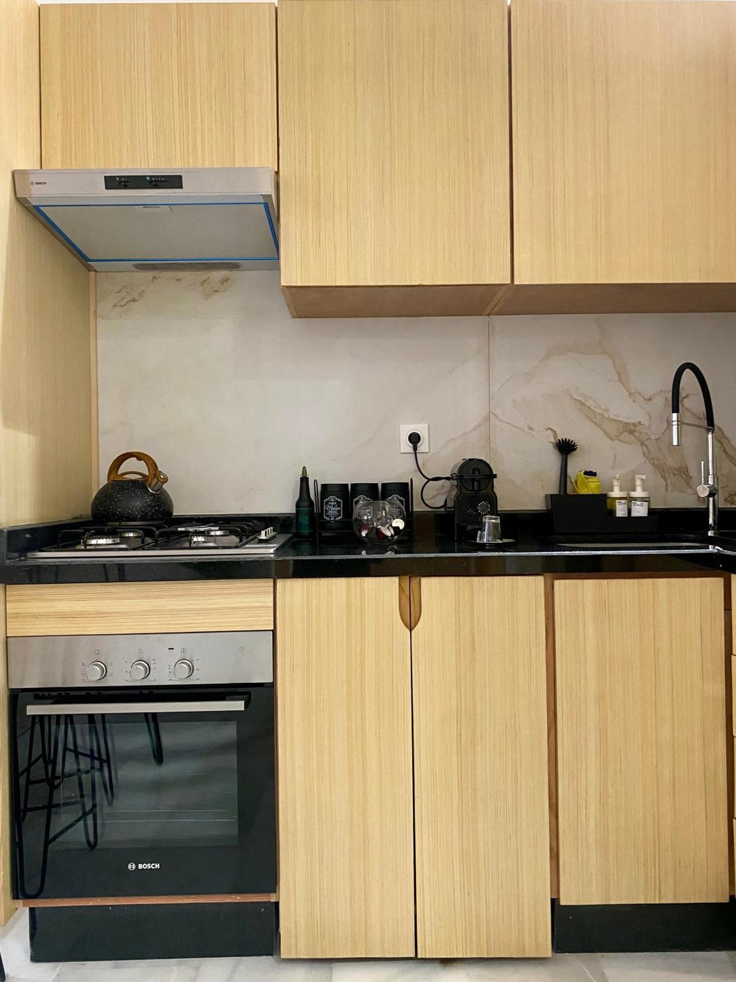 Elegance En 40 Metres Nouaceur Apartment Luaran gambar