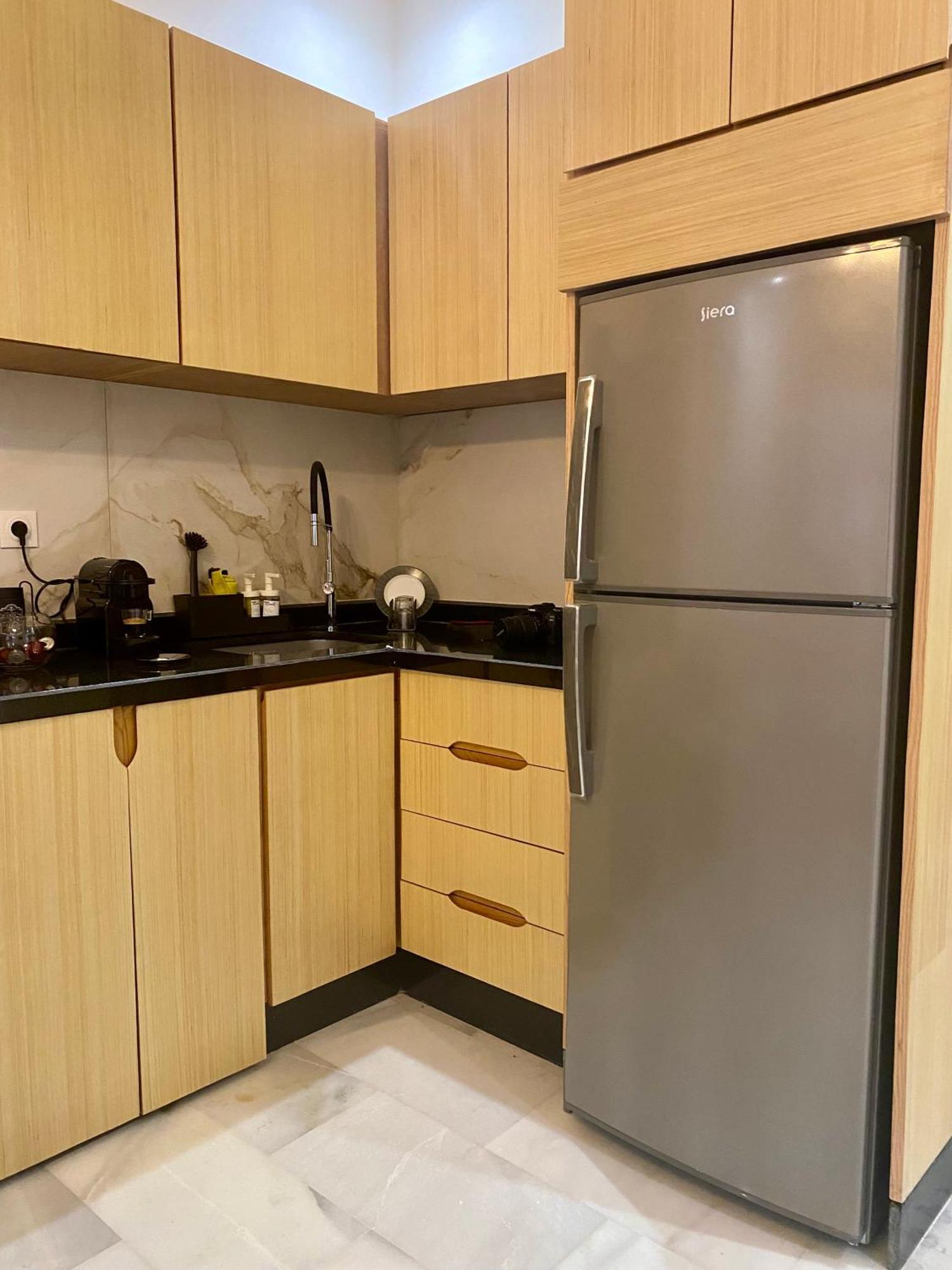 Elegance En 40 Metres Nouaceur Apartment Luaran gambar