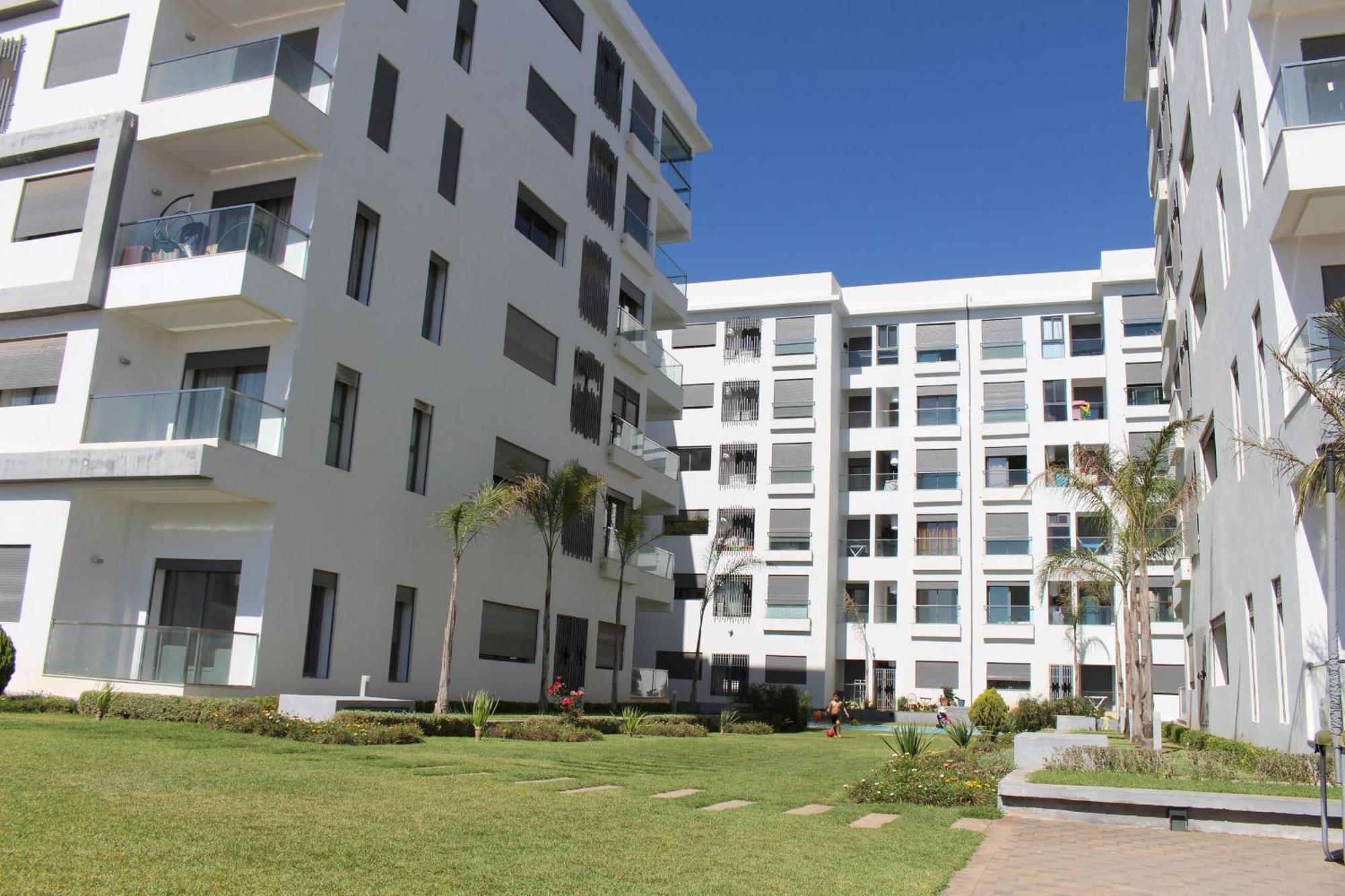 Elegance En 40 Metres Nouaceur Apartment Luaran gambar